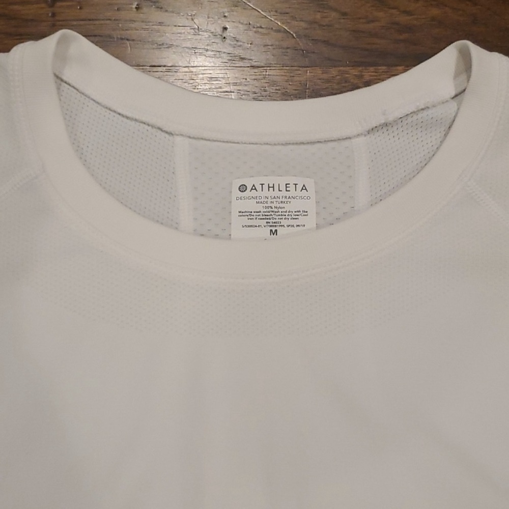 Womens Athleta Nylon stretch white active shirt size M